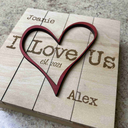 I Love Us Heart Pallet Box image 1